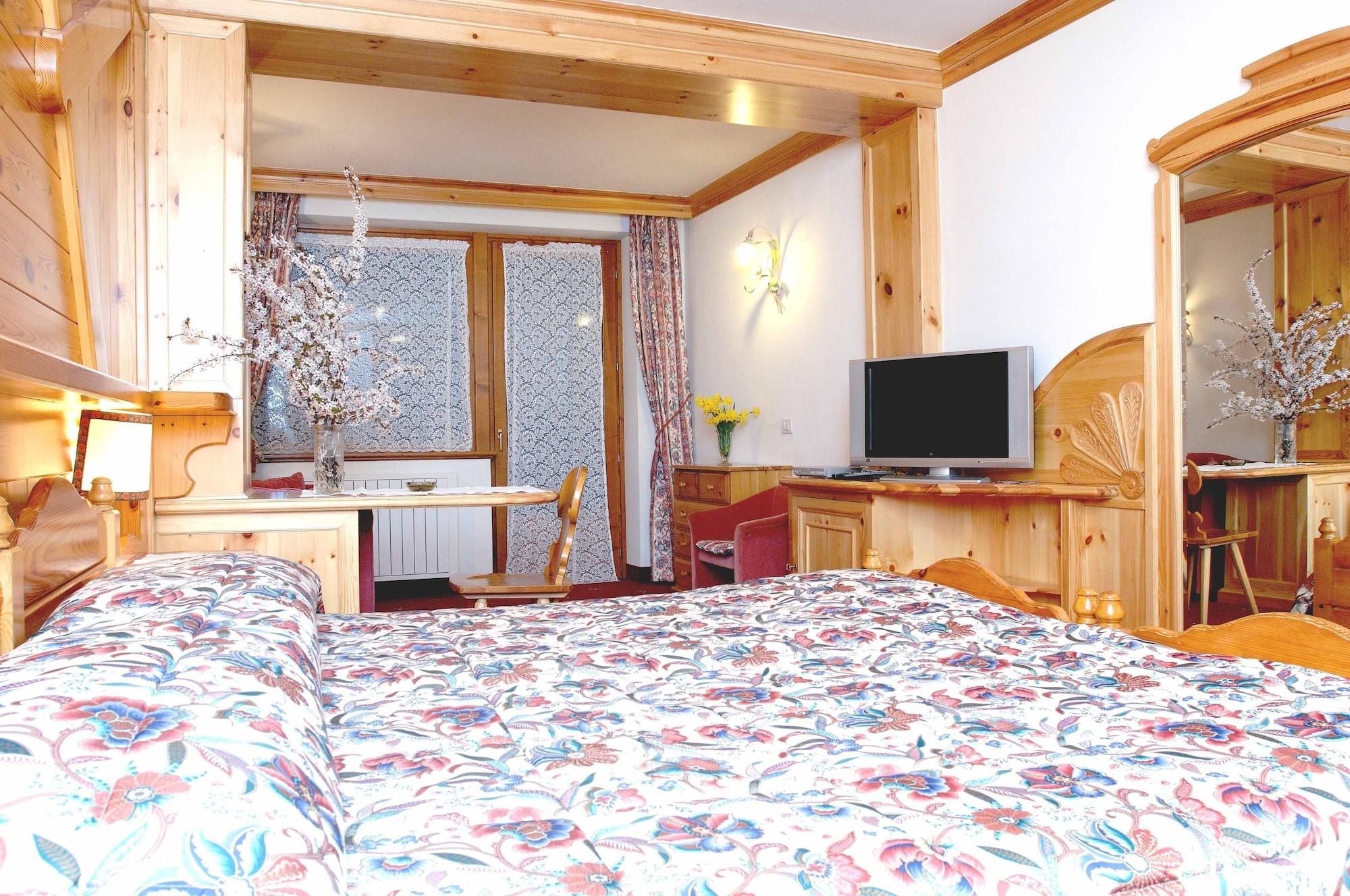 Hotel Dahu Madonna Dış mekan fotoğraf