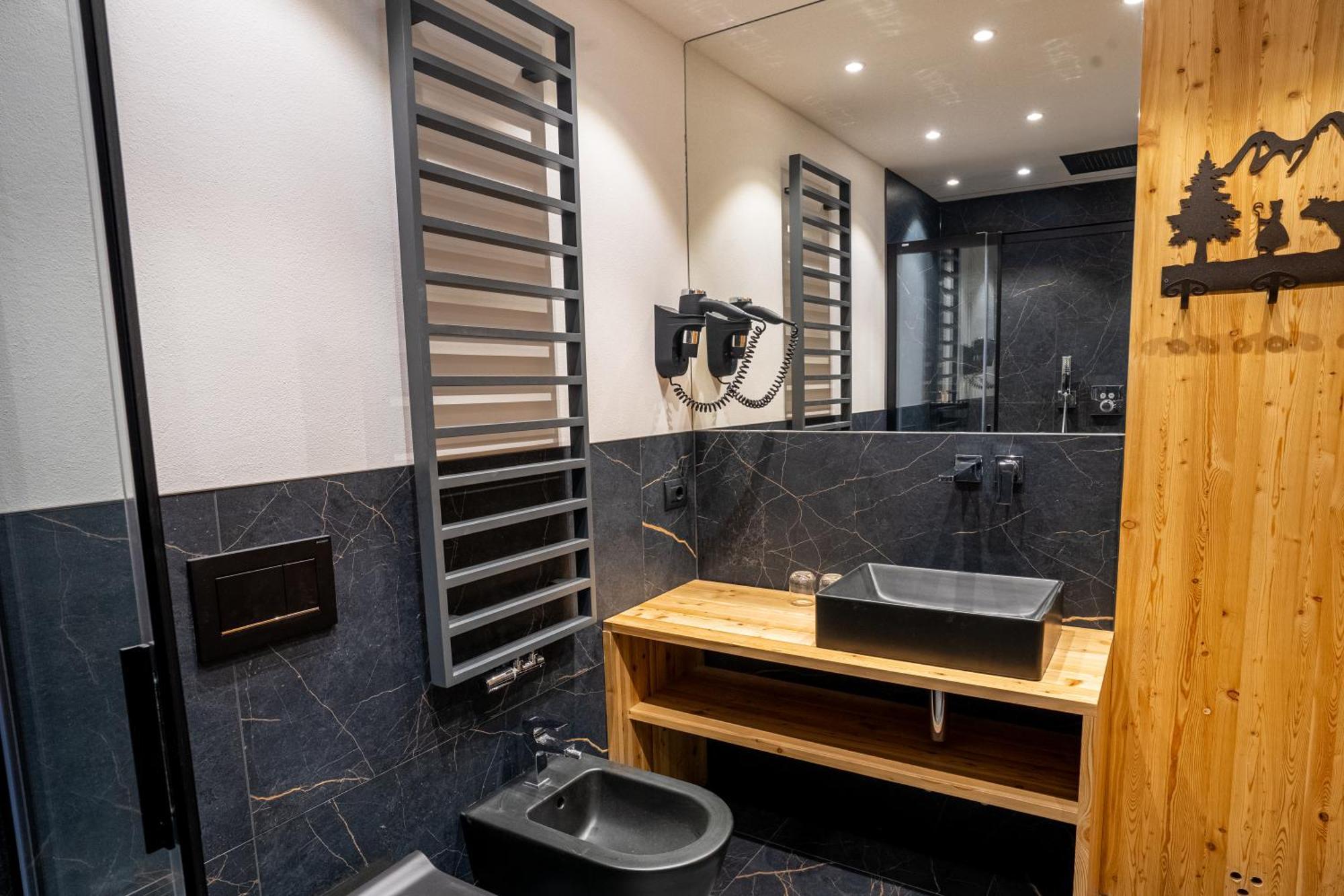 Hotel Dahu Madonna Dış mekan fotoğraf